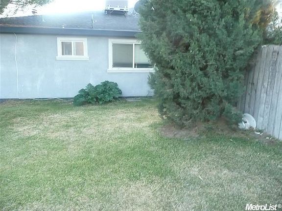 3rd image of 5981 Waterash Way