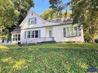 411 E Court St, Paris, IL 61944