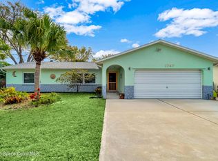 1747 W Shores Rd, Melbourne, FL 32935