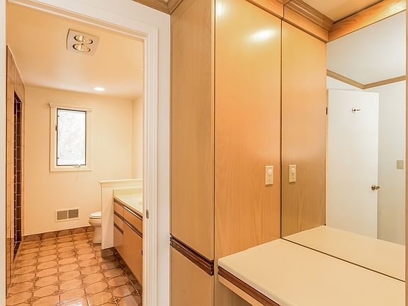 2nd image of 20728 Green Ct