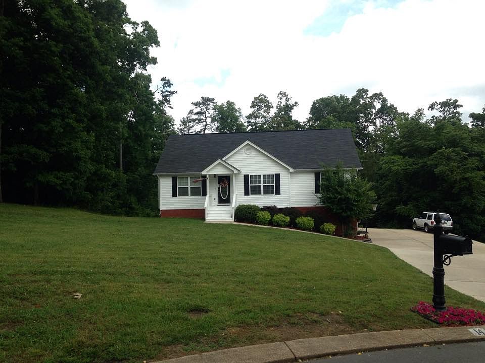 2nd image of 14 Johns Dr