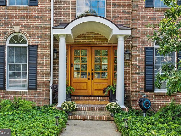 2nd image of 20 Kingston Rd