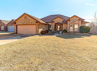 10100 Forest Ln, Midwest City, OK 73130