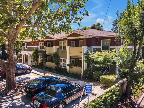 1011 Hartz Way #101 Photo 1