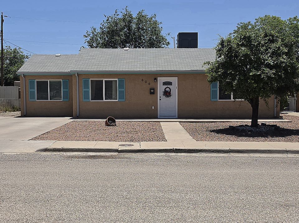 1st image of 606 Dewey Ln