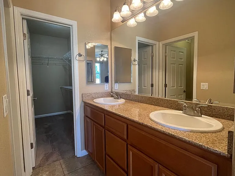 50 Regency Park Cir #11112 — Photo 23