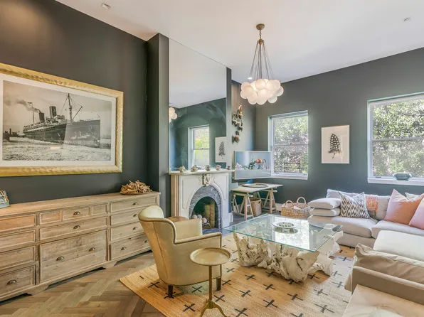 457 West 22nd Street image 14 of 45