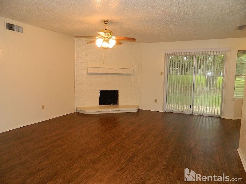 2nd image of 5549 Dunson Dr