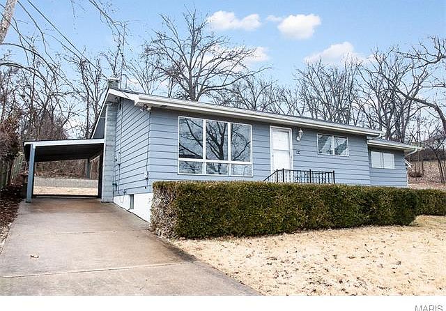 1st image of 814 Forest Ave