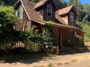 7942 Briceland Thorne Rd, Whitethorn, CA 95589