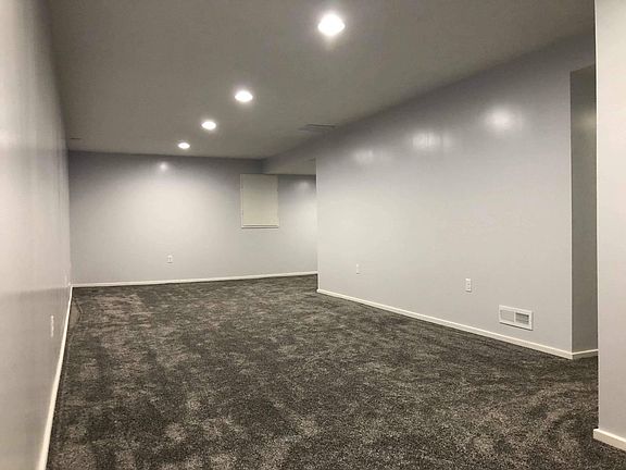 5th image of 4332 Chelten St #4332
