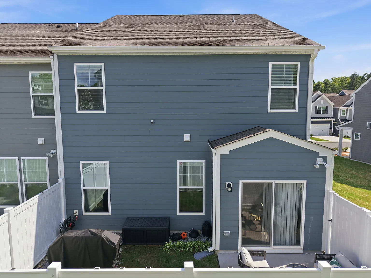 3 bed, 2267 sqft, $2,590 — Photo 4