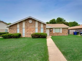 2011 Cedarwood Dr, Carrollton, TX 75007