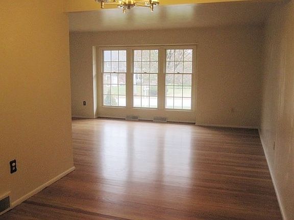 5th image of 172 Ormond St