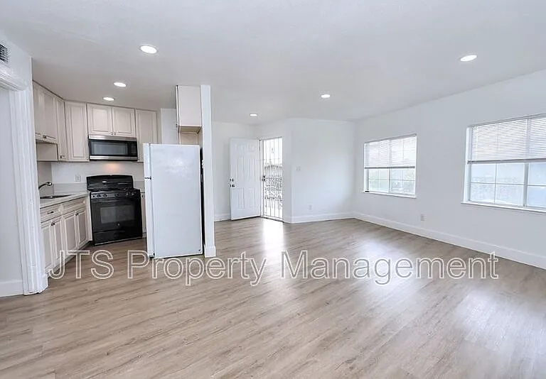 10524 Croetto Way #3 — Photo 20