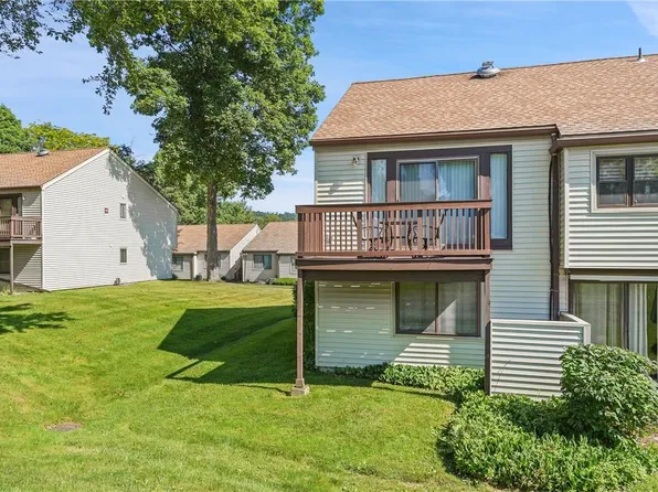 47 Jefferson Oval #H, Yorktown Heights, NY 10598