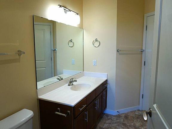 5th image of 9414 Silicon Prairie Pkwy APT 101