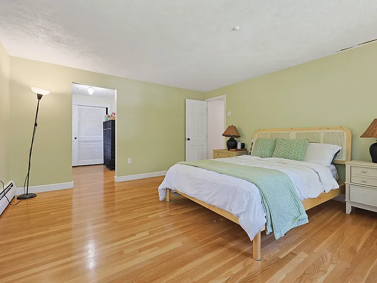 12 Carriage Dr — Photo 27