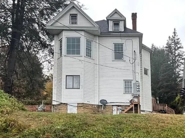 217 Watson Ave APT 1, Fairmont, WV 26554