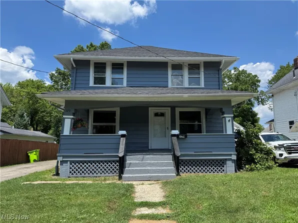 329 E Broad St, Newton Falls, OH 44444