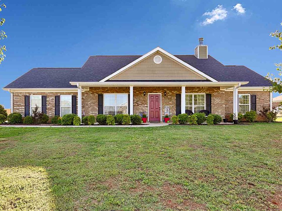 1st image of 108 Chapel Creek Dr