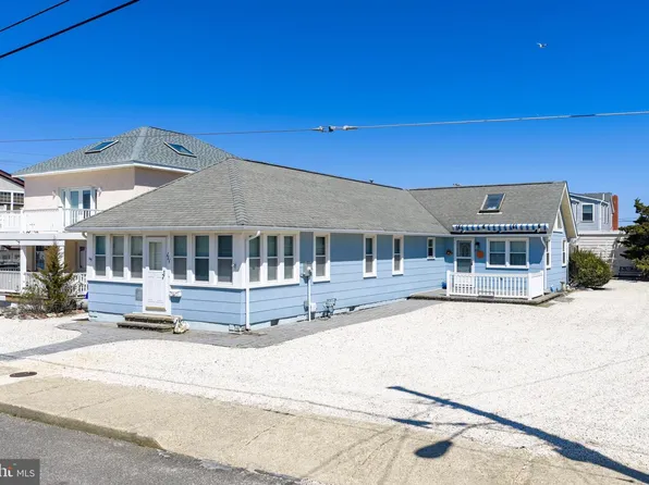 111 E 22nd St, Brant Beach, NJ 08008