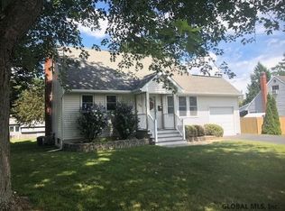 56 Hunting Rd, Albany, NY 12205