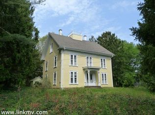 14 Pine St, Tisbury, MA 02568