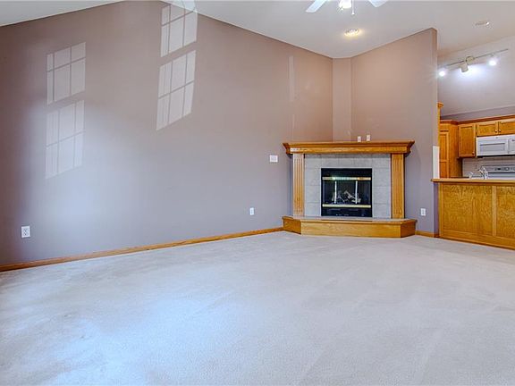 4th image of 1116 Adams Cir