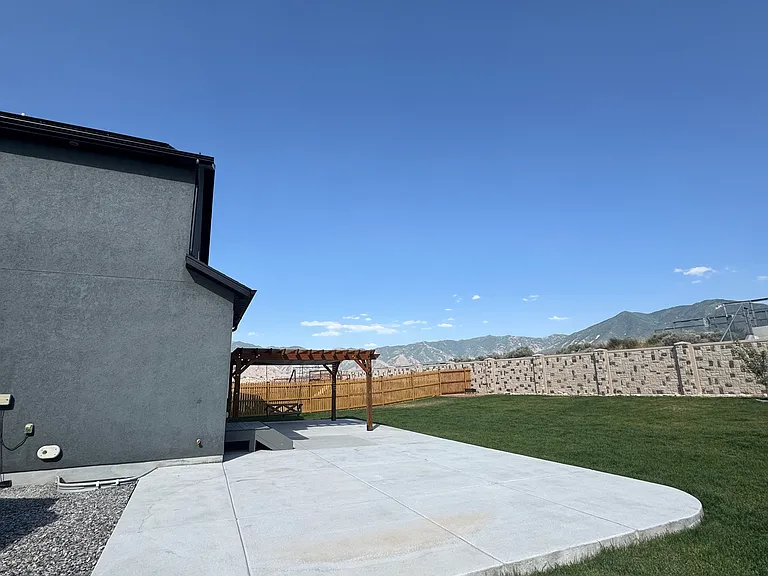 337 W Destiny Way — Photo 16