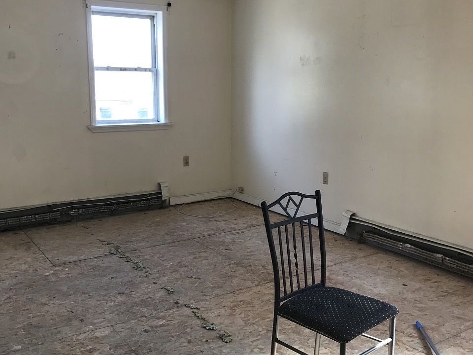 2nd image of 79 Congress Street # Fl 2nd