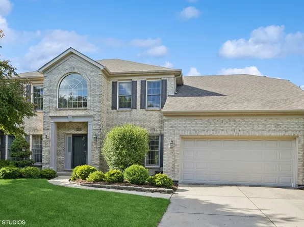 2631 Salt Meadow Rd, Naperville, IL 60564