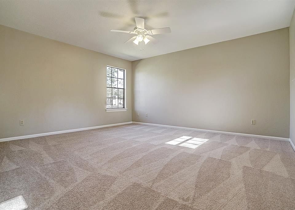 1st image of 3315 Golden Willow Dr