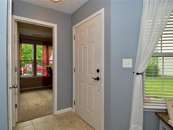 5th image of 2511 Gammon Dr