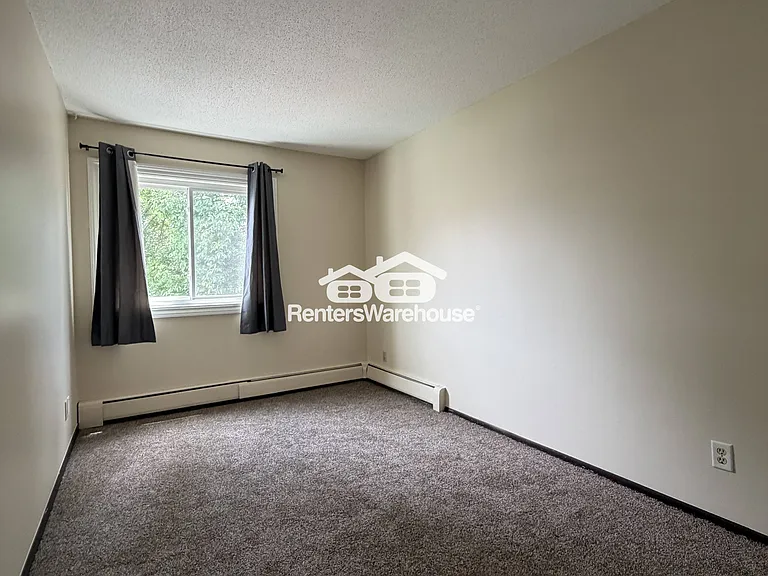 1601 N Innsbruck Dr #302 — Photo 9