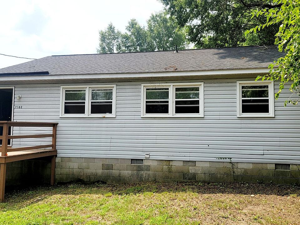 1st image of 2502 Warwick Ave