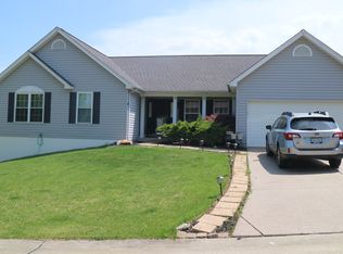 159 Bright Gem Dr, Saint Charles, MO 63304