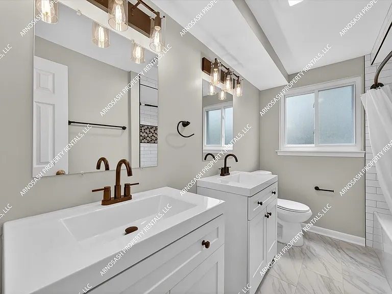 27345 Harvard Rd — Photo 37