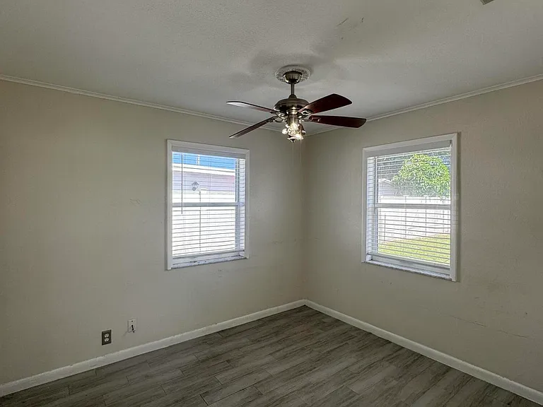 2905 Buckley Ave #1 — Photo 6