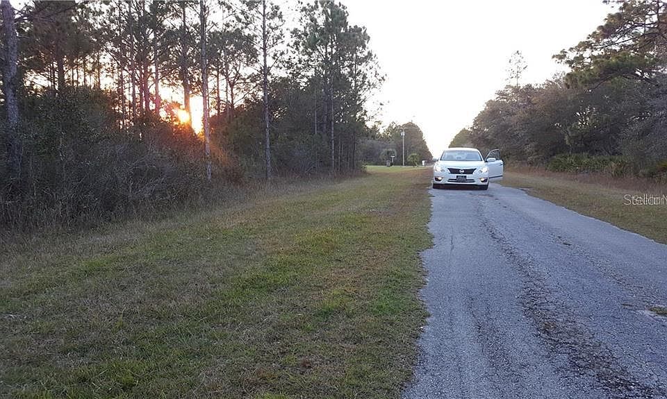 2nd image of 319 Orchid Dr