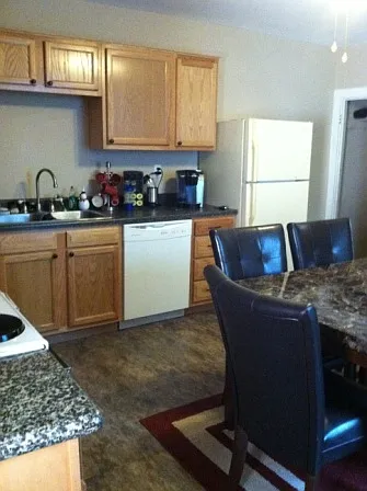 204 S Barbara St #1 — Photo 2