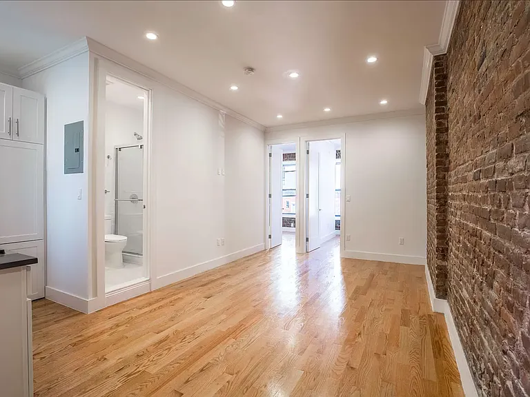 309 E 75th St #27 — Photo 3