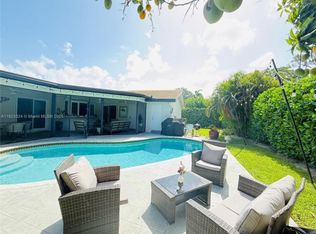 2411 NW 31st St, Boca Raton, FL 33431