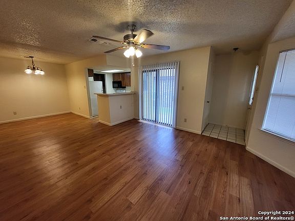 3rd image of 6350 Cambridge Dr APT 2