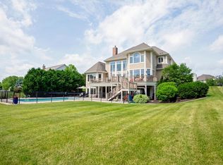1162 Four Winds Way, Hartland, WI 53029