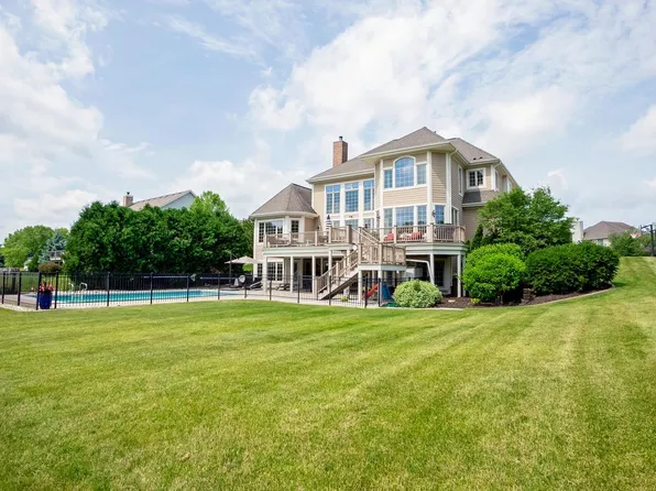 1162 Four Winds WAY, Hartland, WI 53029