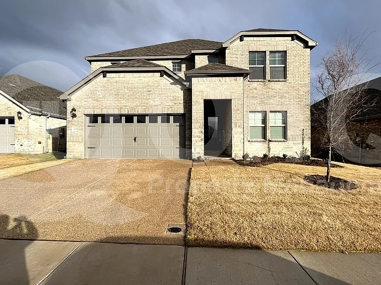 1608 Lannon Ln — Photo 1