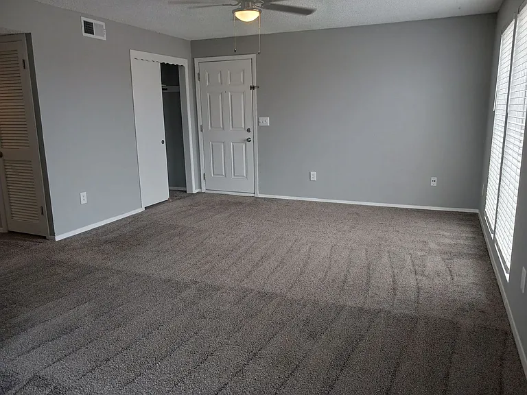 2355 E Pawnee St — Photo 22