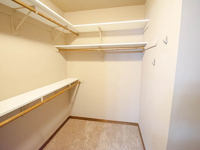 6736 Clarkia Dr NW — Photo 11