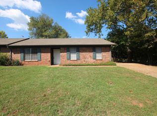 201 Barbara St #B, Whitehouse, TX 75791